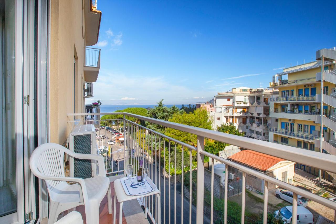 Cafiero Flat Sorrente
